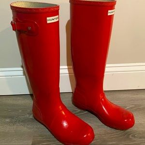 Red Hunter tall rain boots.